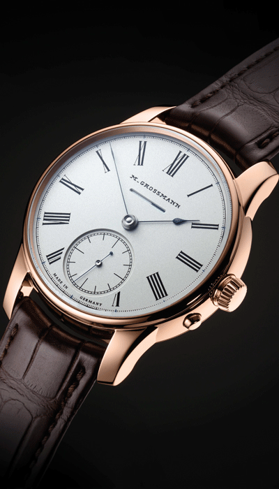 with historical<br />
Moritz Grossmann logo